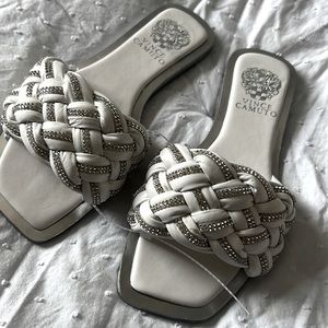 Vince Camuto flat sandals size 7.5